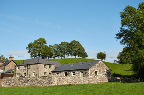 Kendal House | Helm Mount Lodge & Cottages