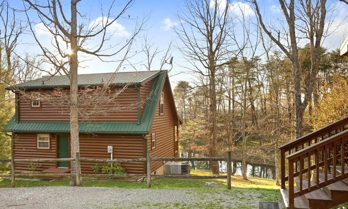 Trenton House | Hemlock Cottage