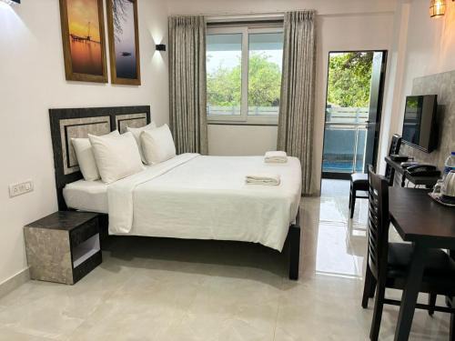 Vagator Hotel | Henmil Hotel