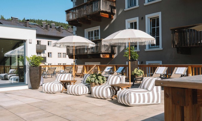 Kitzbuehel Hotel | HENRI Country House Kitzbühel
