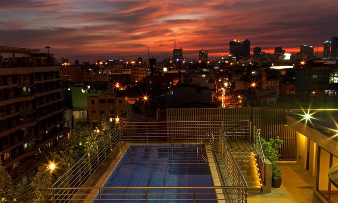 Pio del Pilar Hotel | Herald Suites