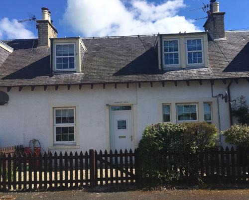 Denholm House | Herb Wood Cottage