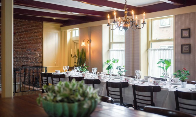 Rinsumageest Bed & Breakfast | Herberg Het Rechthuis