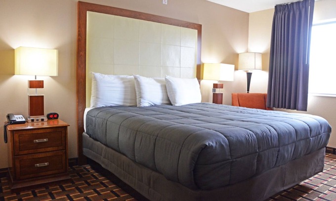 Canton Hotel | Heritage Grand Inn