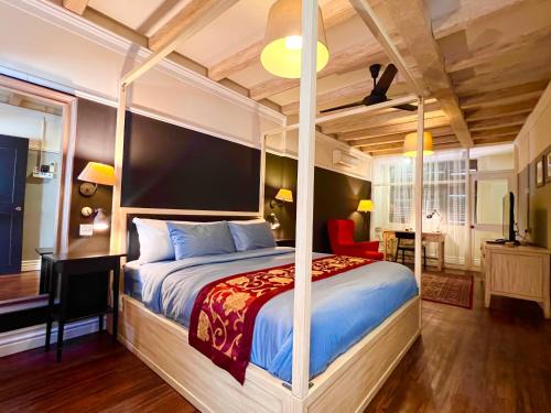 Downtown George Town House | Heritage Hideaway Retreat