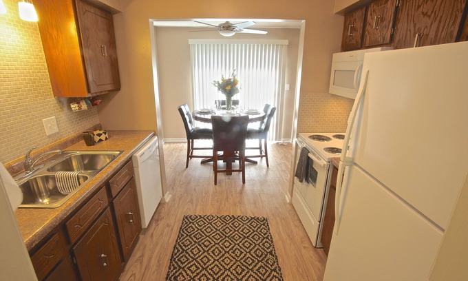 Manhattan Apartment | Heritage Suites 46