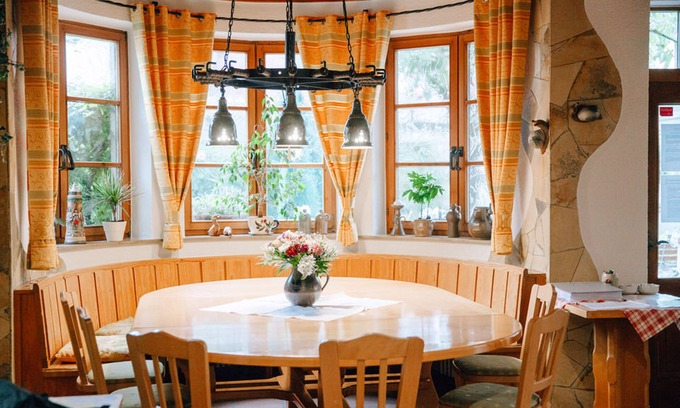Koenigsberg in Bayern House | Herrenschenke-Café Eiring