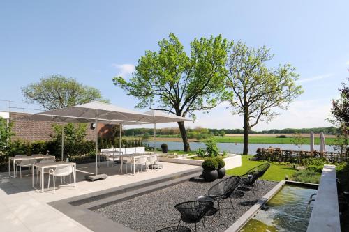 Kessel Bed & Breakfast | Het Raadhuys - design B&B