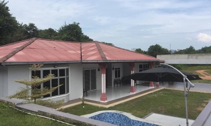 Taman Abu Zarim Villa | Heza Villa - 6 Rooms Private Event Bungalow