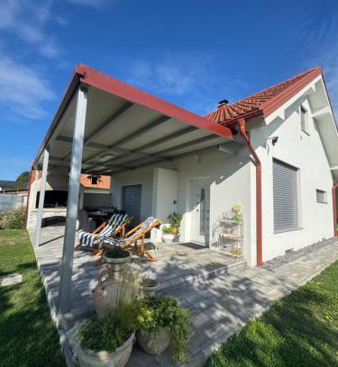 Videm House | Hiška pri brajdah