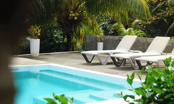 Calibishie Resort | Hibiscus Caribbean Garden suite with pool