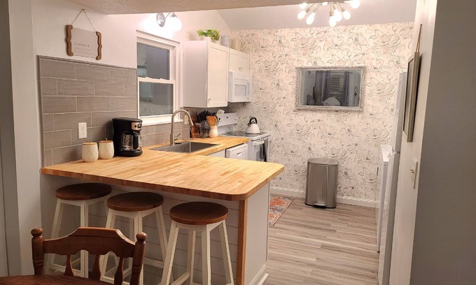 Georgetown House | Hidden Gemn2 Queen Ensuites n5 miles to Kentucky Horse park