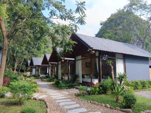 Hoa Lu House | Hidden Rock Tam Coc