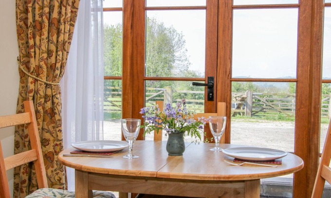 Ludwel Cottage | High Grove