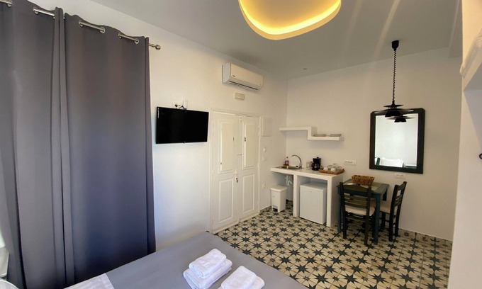 Fira Apartment | High Point Apartments Fira