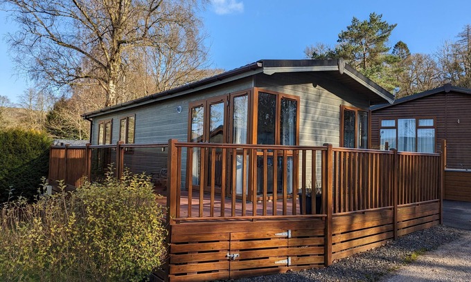 Troutbeck Bridge Cabin | High View Lodge - a holiday lodge that sleeps 4 guests in 2 bedrooms