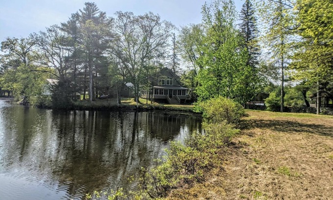 East Andover House | Highland Lake Retreat