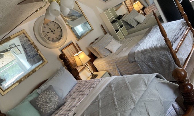 Pittsburgh Apartment | Highland Park Pittsburgh