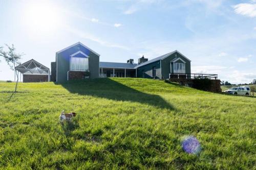 Okhahlamba Apartment | Highlands Farm House