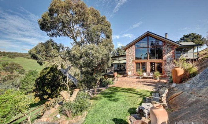 Gemmells Bed & Breakfast | HighRoost Bed & Breakfast accomodation - rural escape