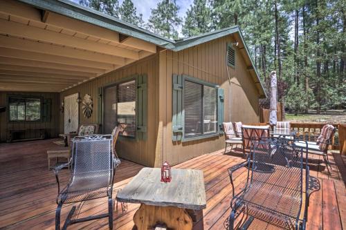 Pine House | Hildas Cabin Mtn-View Retreat in Pine!