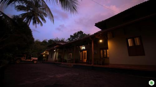 Kenichira House | Hiliya Resort