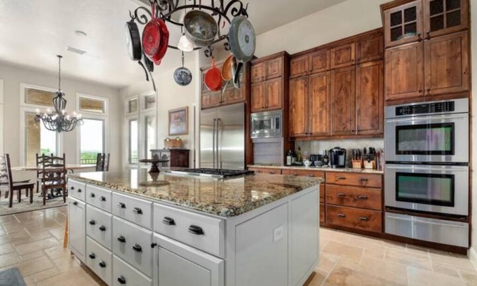 Blanco House | Hill Country Home "Bonita Vistas