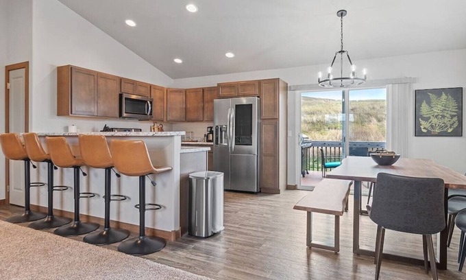 Rapid City Apartment | Hill`s View Retreat on the Edge of the Prairie