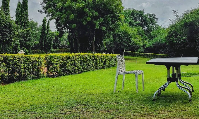 Gurugram Resort | Hills Nature Resort