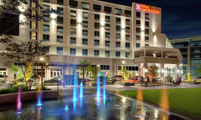 Charlotte Hotel | Hilton Garden Inn Charlotte Waverly, NC