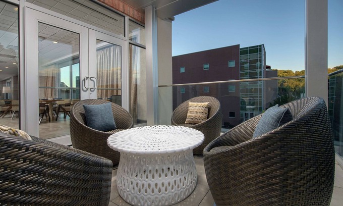 Dobbs Ferry Hotel | Hilton Garden Inn Westchester Dobbs Ferry, NY