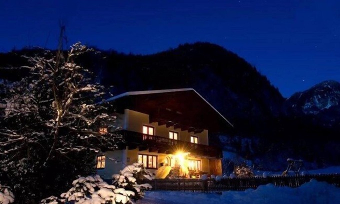 Kuchl House | Hinterkellaubauer