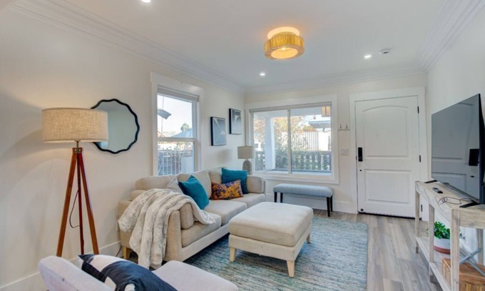 Logan Heights House | Historic Barrio Logan Bungalow