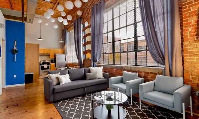 Downtown Apartment | Historic Brick 2 Bedroom Getaway, Wifi