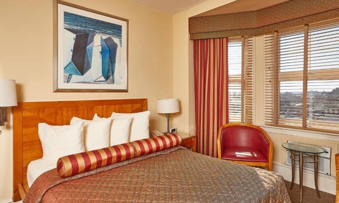 Gayborhood Hotel | Historic Charm in Boutique Hotel Room – Free Breakfast