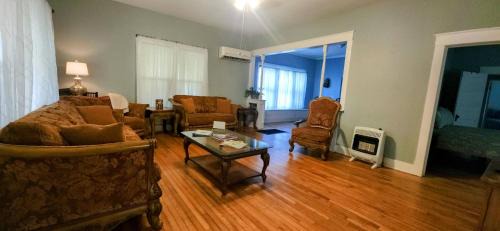Clarksville House | Historic Downtown Craftsman