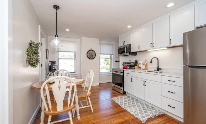 Ludlow Condo | Historic Ludlow Apt B
