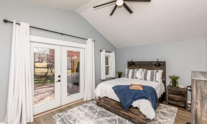 Georgetown House | Historic Shotgun House Downtown Georgetown