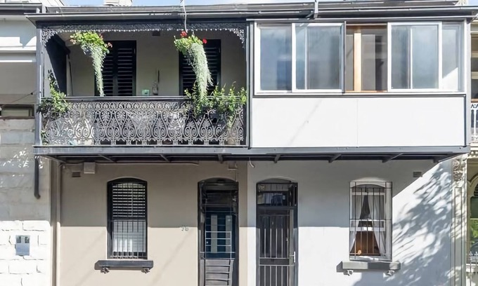 Darlinghurst House | Historic Terrace from 1877 Kings Cross