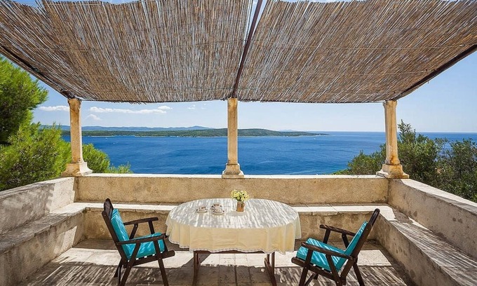 Zavala Villa | Historic Villa On The South Side Of Island Hvar