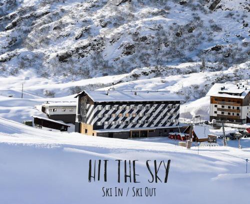 St. Christoph Hotel | Hit the Sky