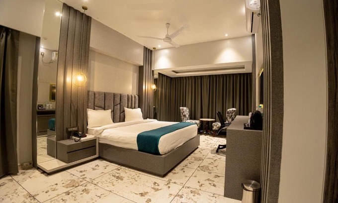 Dibrugarh Hotel | HM Resort, Dibrugarh