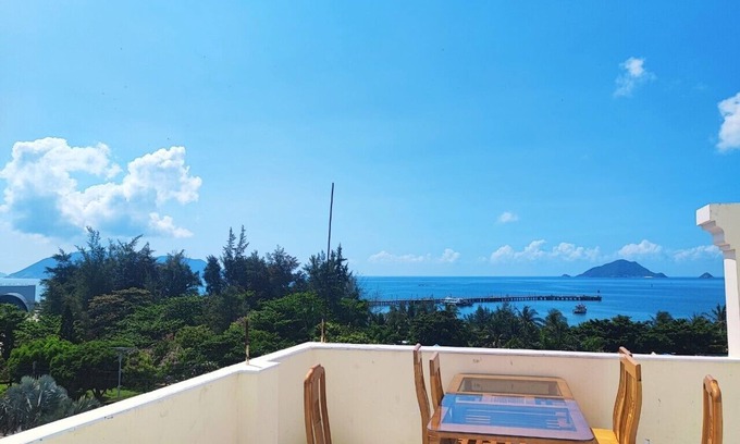 Con Son Hotel | HOANG ANH CON DAO HOTEL