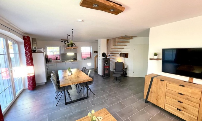 Warin House | Hochwertiges und Luxuriöses Ferienhaus Direkt am Wariner See