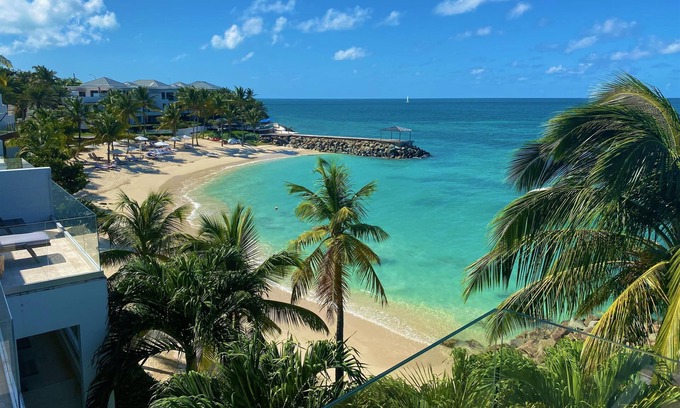 Dickenson Bay Hotel | Hodges Bay Resort & Spa, an HQ Luxury Resort & Residences