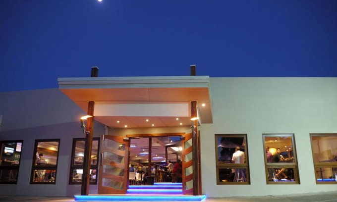 Coffs Harbour Hostel | Hoey Moey Backpackers