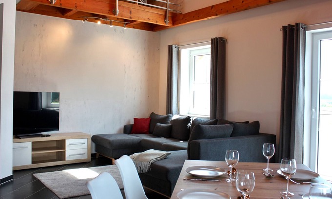 Merkendorf Apartment | Holiday Apartment 'Himmelreich' with Balcony and Wi-Fi
