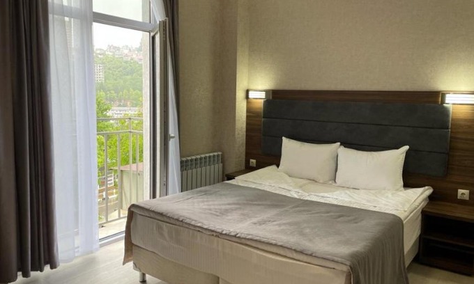 Chembur East Apartment | Holiday Apartment in the Mumbai