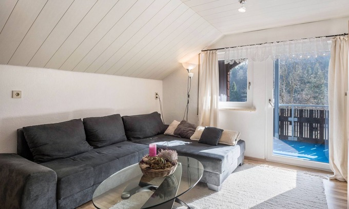 Todtmoos Apartment | Holiday Apartment 'Parnoramablick' with Mountain View, Shared Pool and Wi-Fi