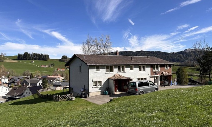 Gais Apartment | Holiday flat with mountain view